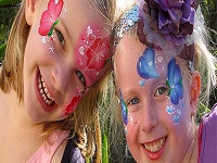 makin'-faces-face-painting-glitter-artists-ct