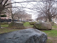 carl-andrie's-stone-field-sculpture-sculpture-garden-ct